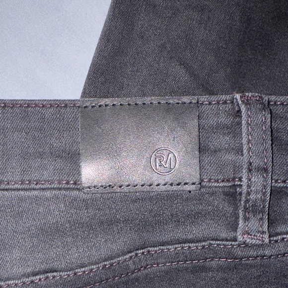 Women’s RFM Tummy Control Jeans - Picture 4 of 5